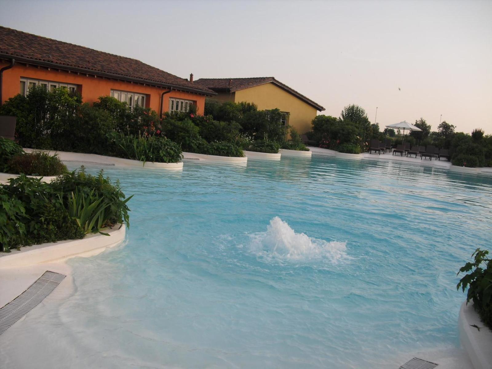 Joia Hotel & Luxury Apartments Rta Brusaporto Zewnętrze zdjęcie